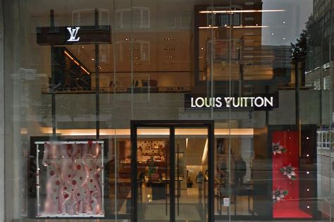 louis vuitton flughafen zürich|louis vuitton zurich opening times.